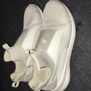 BRAND NEW PUMA SLIP ON’s